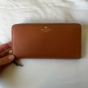 Kate Spade Tan Leather Zip Wallet